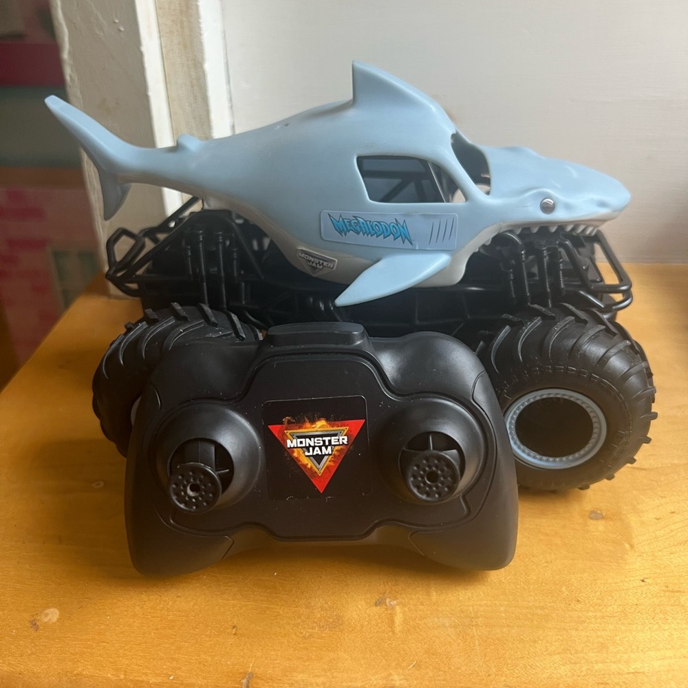 Monster Jam Megalodon Remote Control Truck